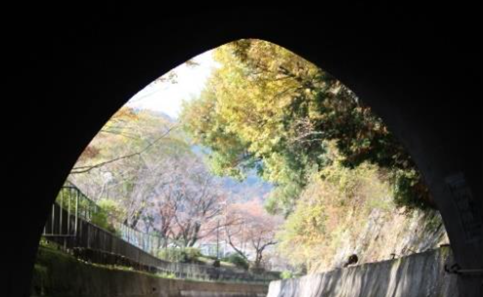 琵琶湖疎水第 2 トンネル出口